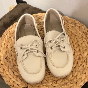 Tommy Bahama women’s Boat Shoes